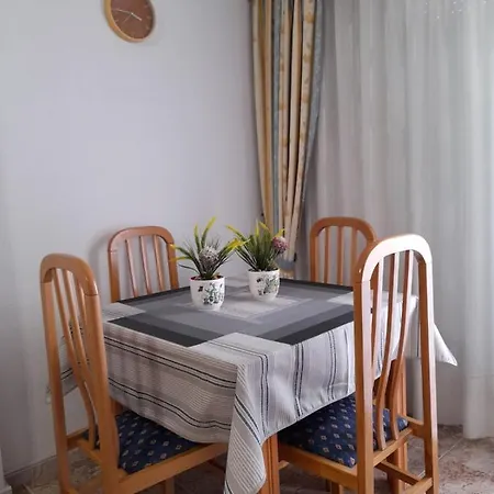 Апартаменты Luxury 2 Bedrooms With A Garage *